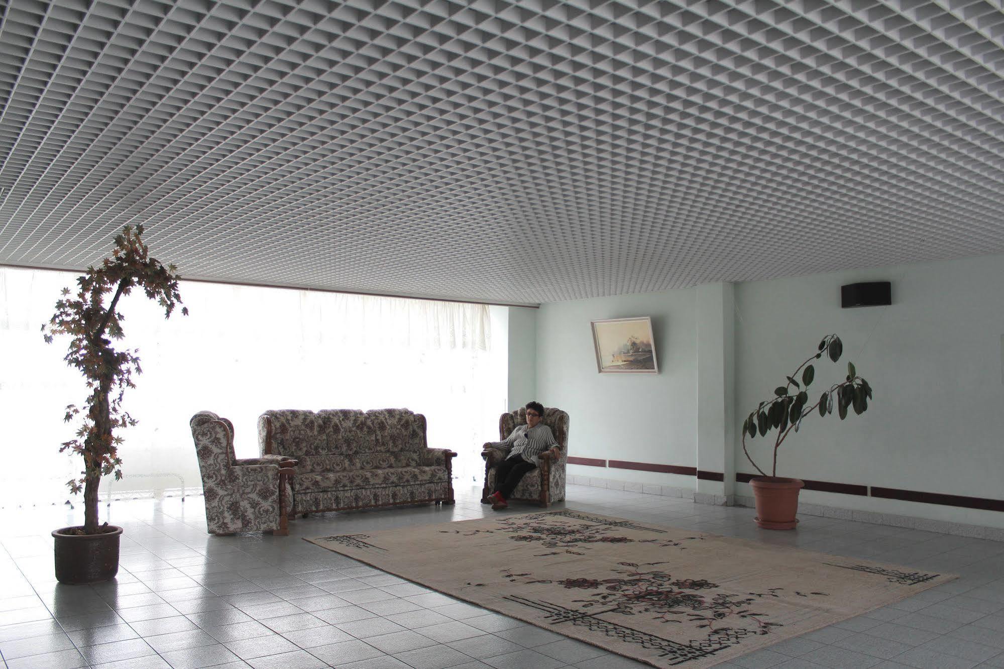 Cross Health Spa Center Γιερεβάν Εξωτερικό φωτογραφία