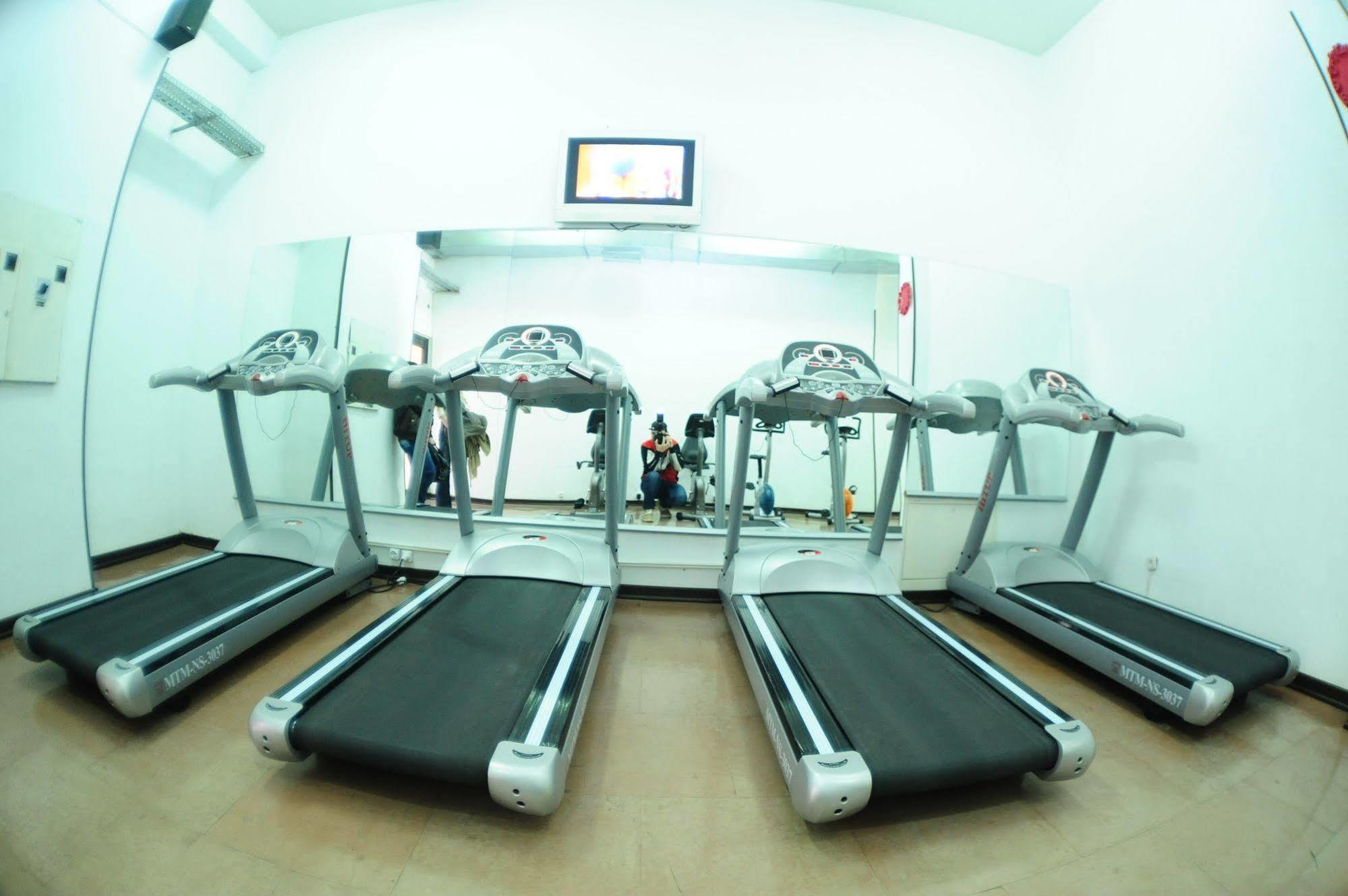 Cross Health Spa Center Γιερεβάν Εξωτερικό φωτογραφία