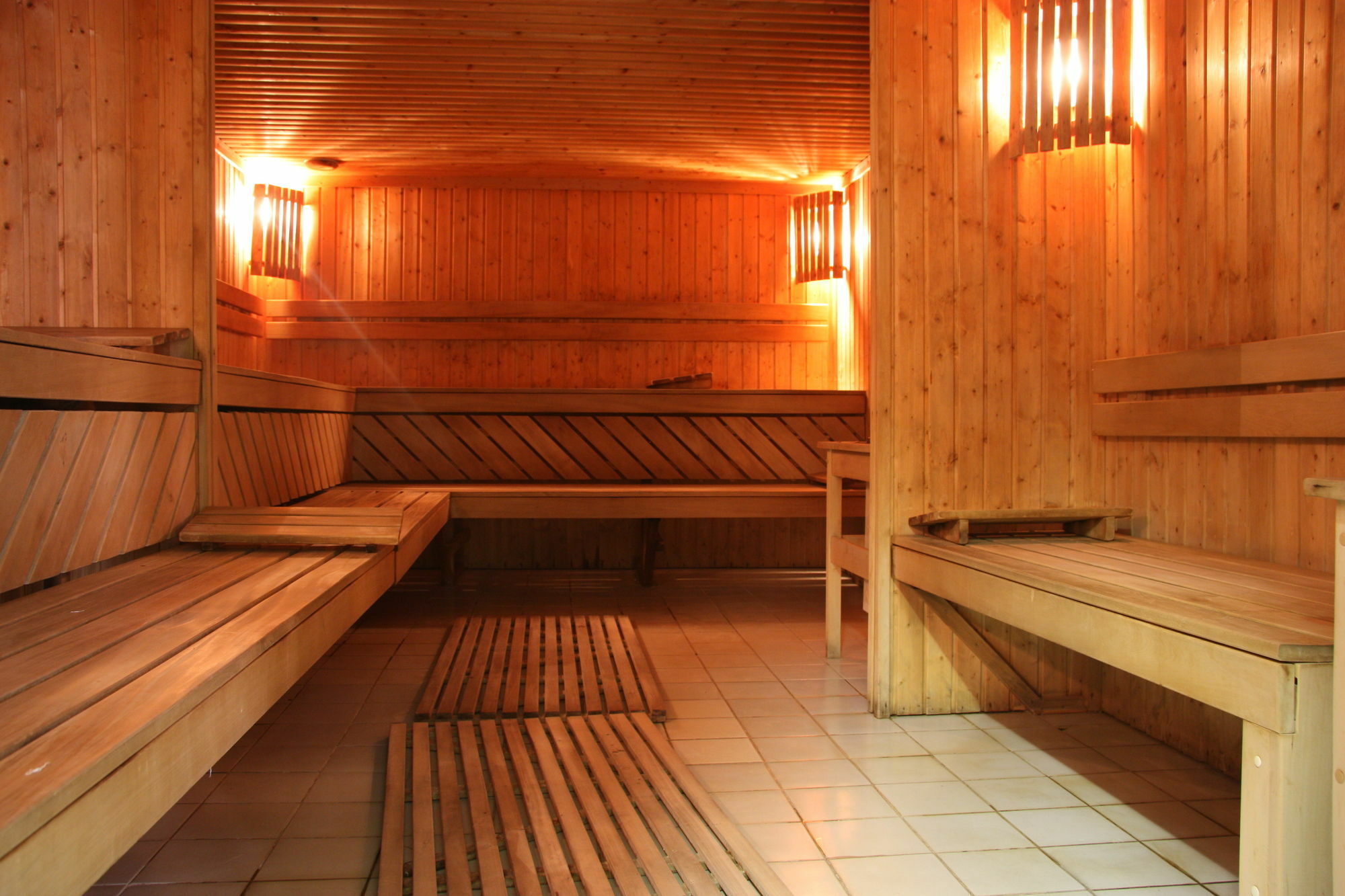 Cross Health Spa Center Γιερεβάν Εξωτερικό φωτογραφία